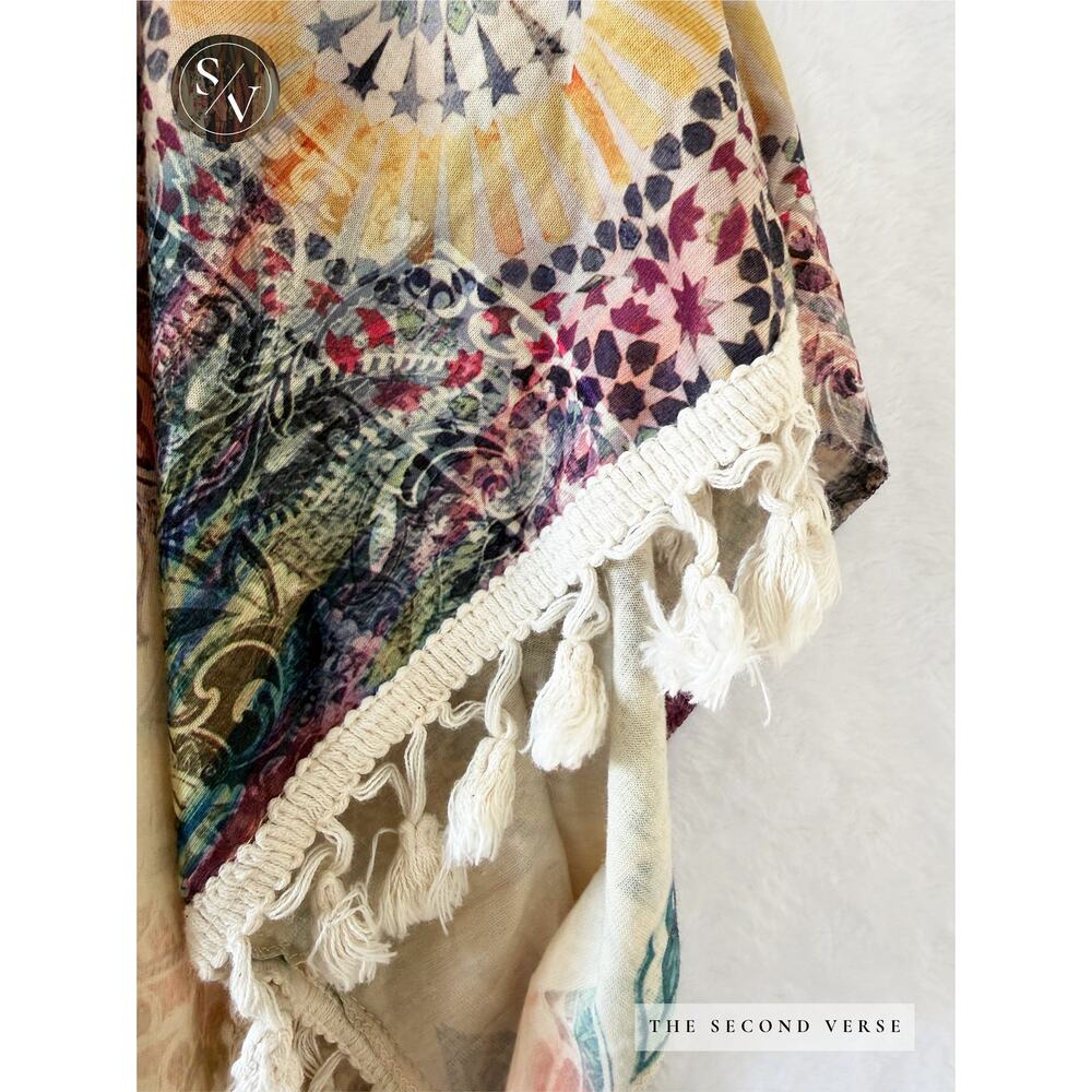 World Unity Boho Graphic  Live and Let Live Scoop Neck Printed Poncho Plus Size - Picture 4 of 9